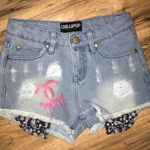 Light wash denim jean shorts